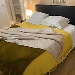La * 勒·维威恩斯·杜·拉克