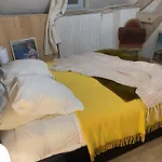 La * 勒·维威恩斯·杜·拉克