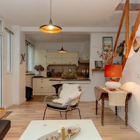 La Holiday home