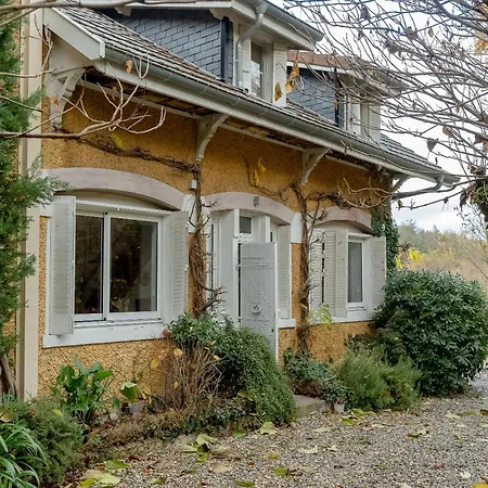 La Casa vacanze Viviers-du-Lac